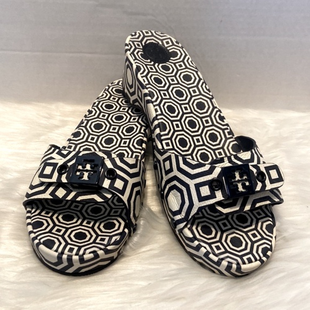 Tory Burch Noah Navy Leather Slides Size 7 1/2 - Picture 3 of 16